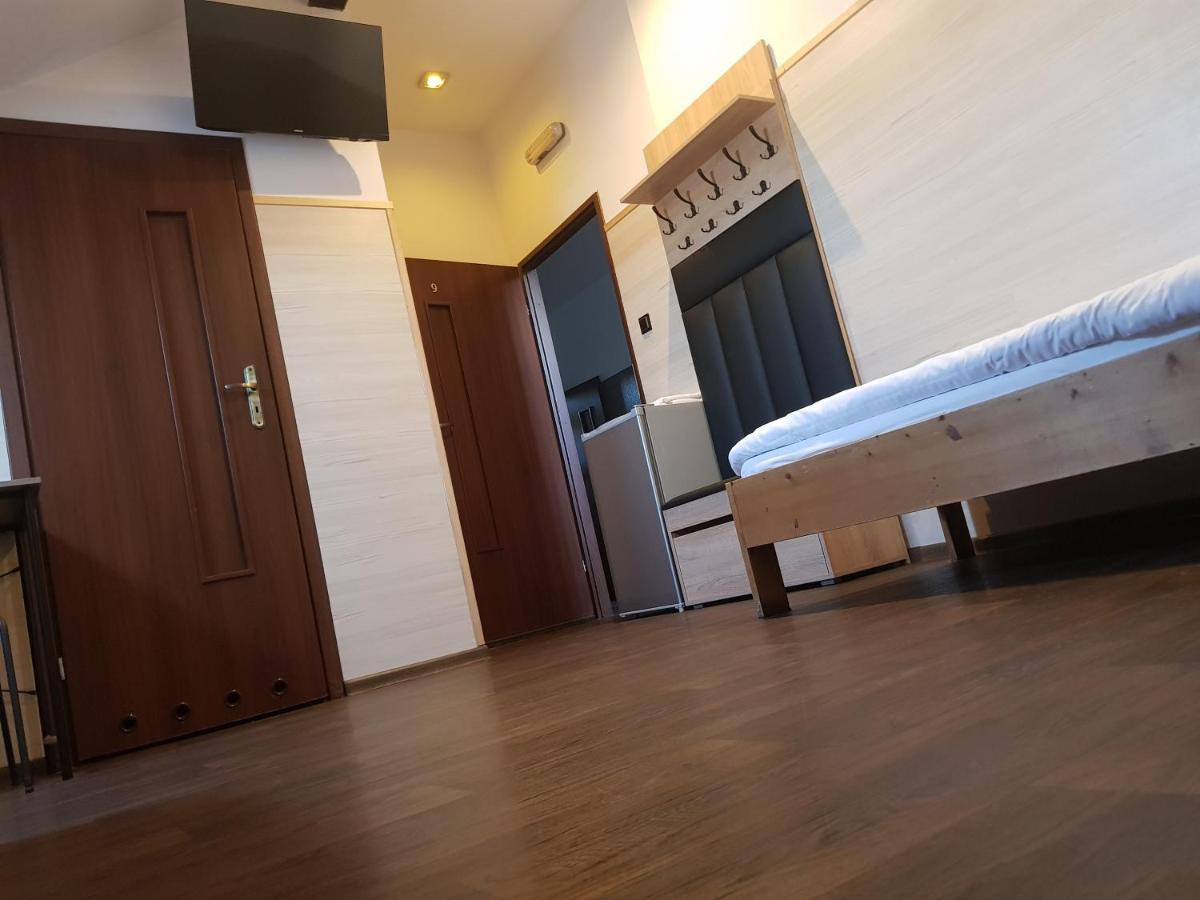 Aparthotel Goscinne Nad Jeziorem *